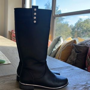 New Sfera Girls black tall boots with pearls from Spain size 1